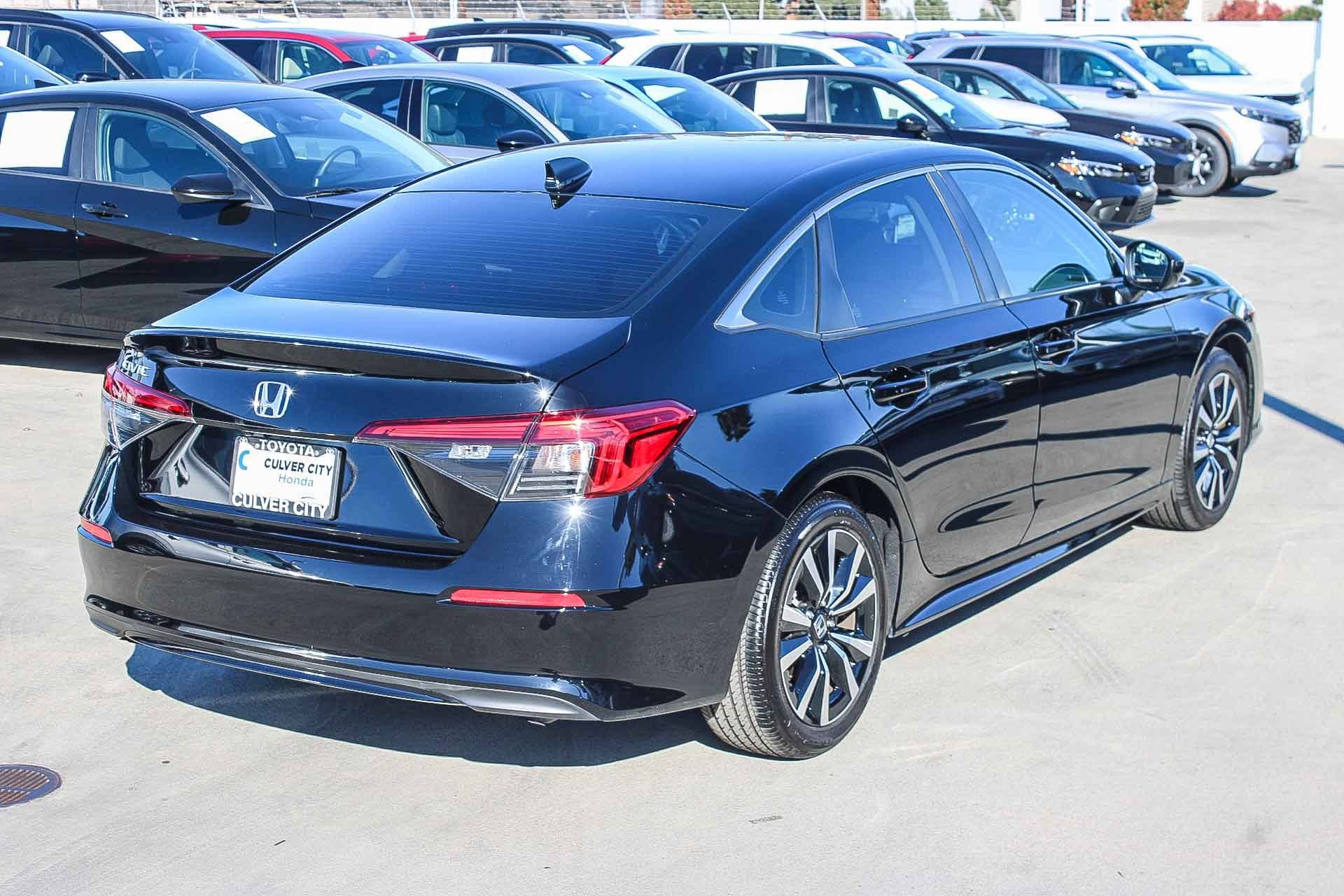 Certified 2024 Honda Civic EX image 9