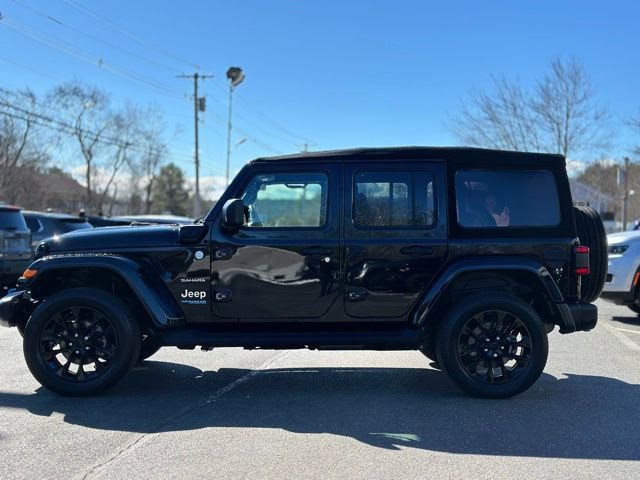 Used 2022 Jeep Wrangler Unlimited Sahara image 4