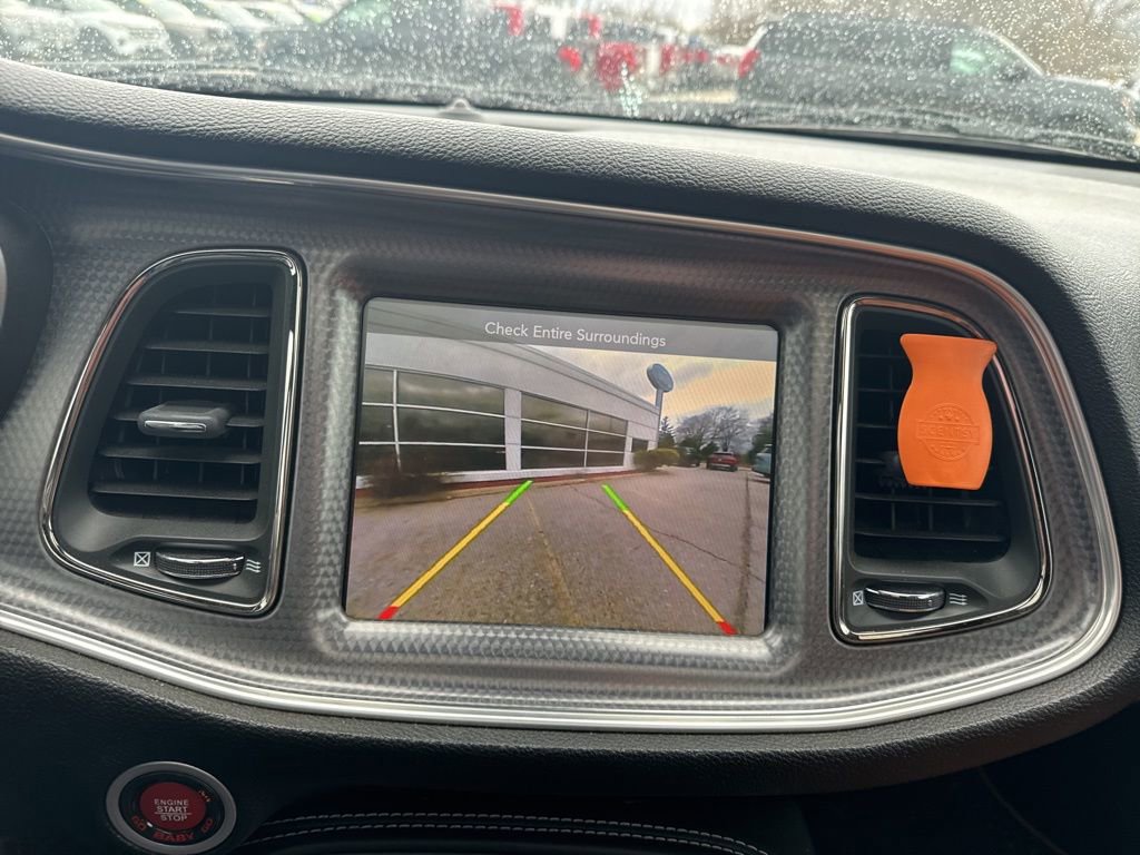 Used 2016 Dodge Challenger SRT Hellcat image 13