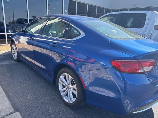 Used 2016 Chrysler 200 Limited image 4