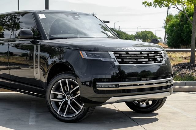 New 2027 Land Rover Range Rover Long Wheelbase SE AWD/4WD image 9