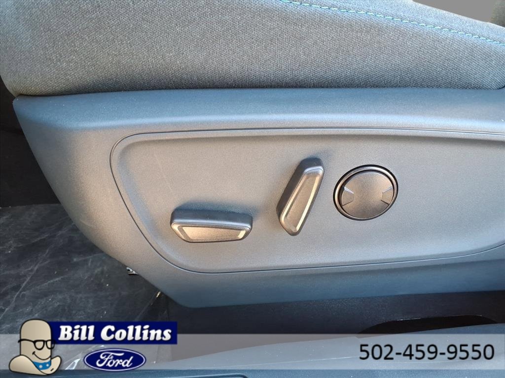 New 2025 Ford Maverick XLT w/ Equipment Group 301A image 18