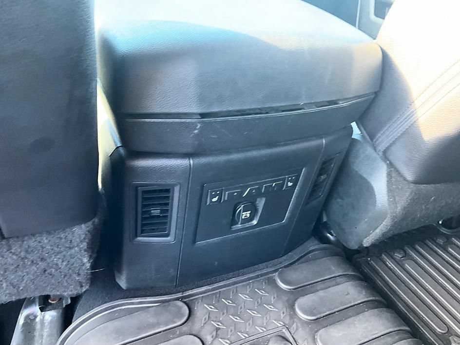 Used 2018 RAM 1500 Laramie w/ Convenience Group AWD/4WD image 35