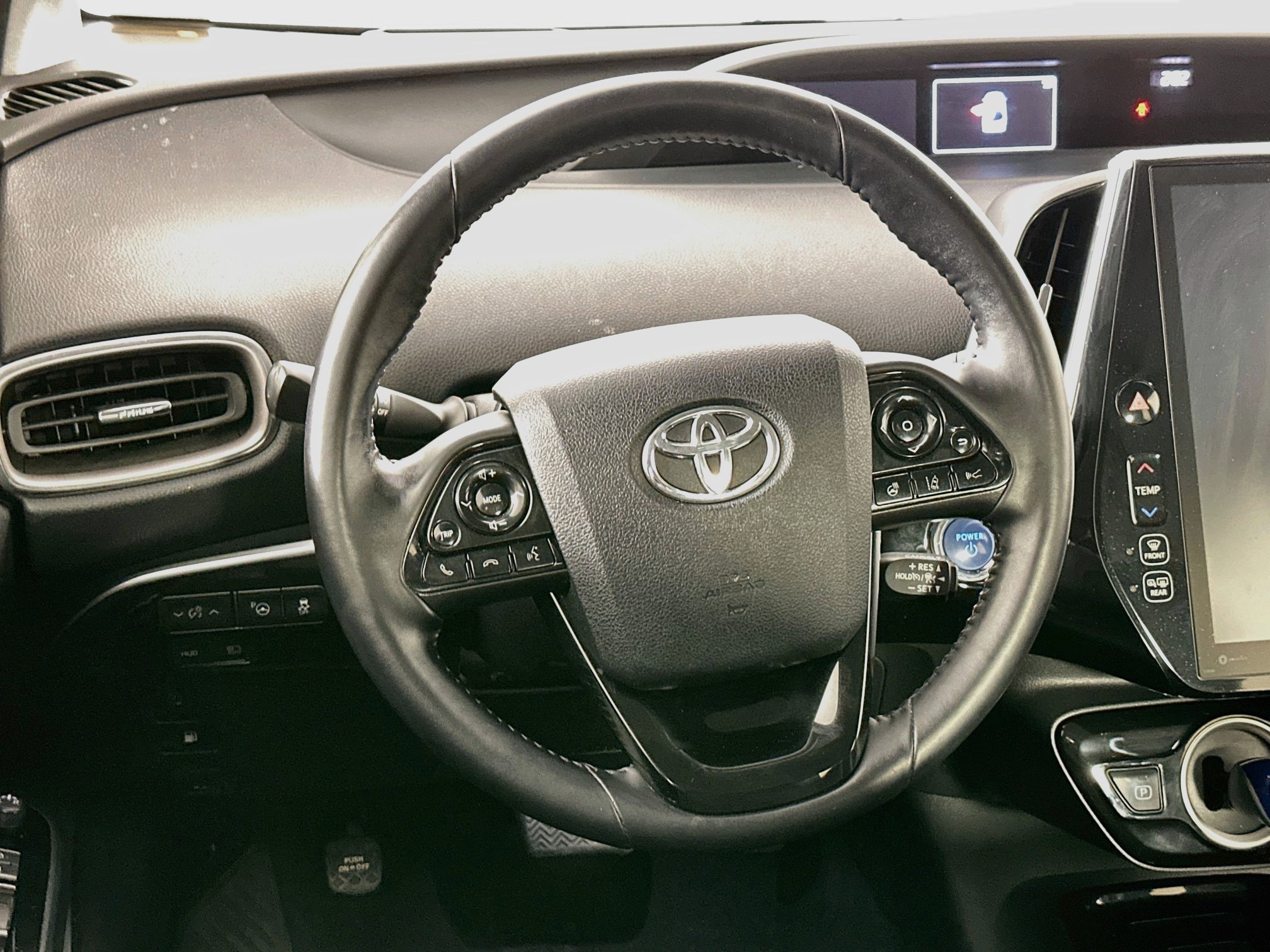 Used 2020 Toyota Prius Prime Limited w/ Carpet Mat Package FWD image 18