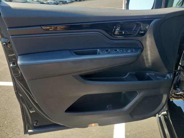 Used 2023 Honda Odyssey Touring image 39