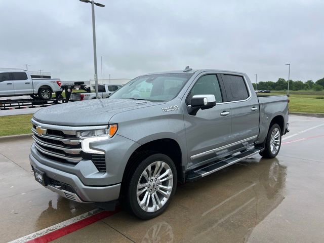 Used 2025 Chevrolet Silverado 1500 High Country AWD/4WD image 1