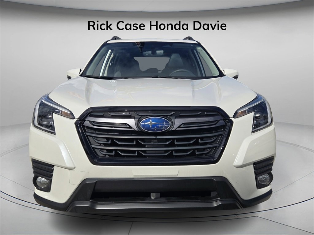Used 2023 Subaru Forester Limited image 5