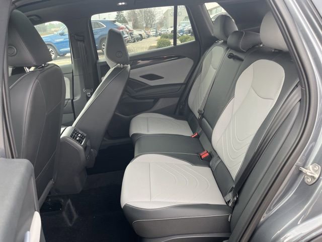 New 2026 Volkswagen Tiguan SE R-Line FWD image 22