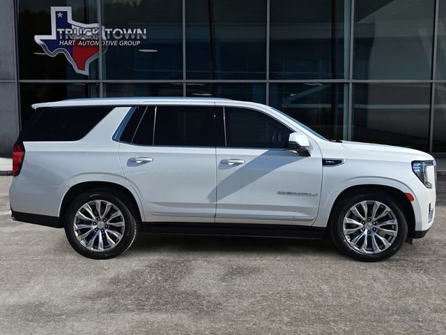 Used 2021 GMC Yukon Denali w/ Denali Ultimate Package AWD/4WD image 2