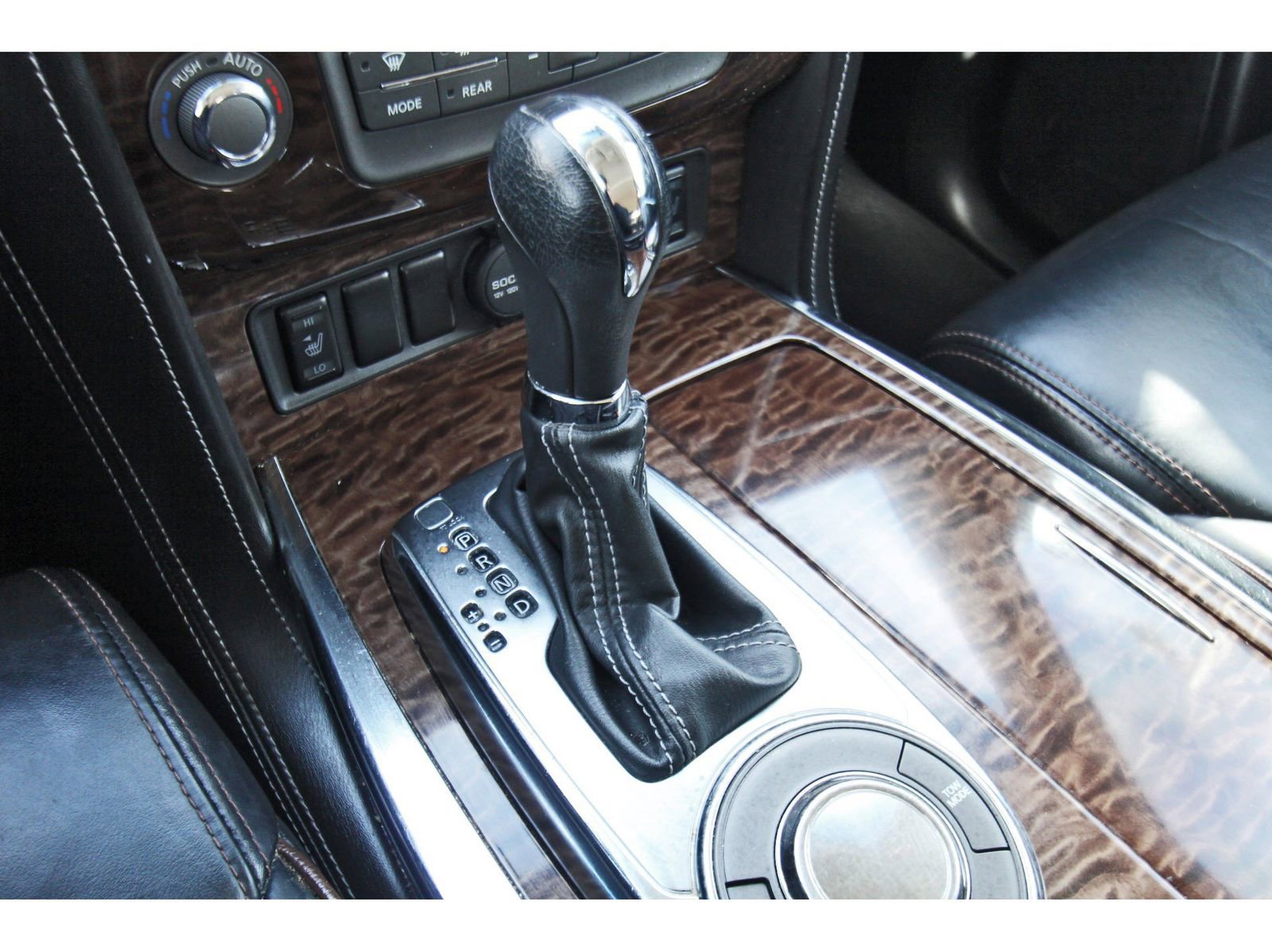 Used 2017 Nissan Armada SL w/ Moonroof Package image 30