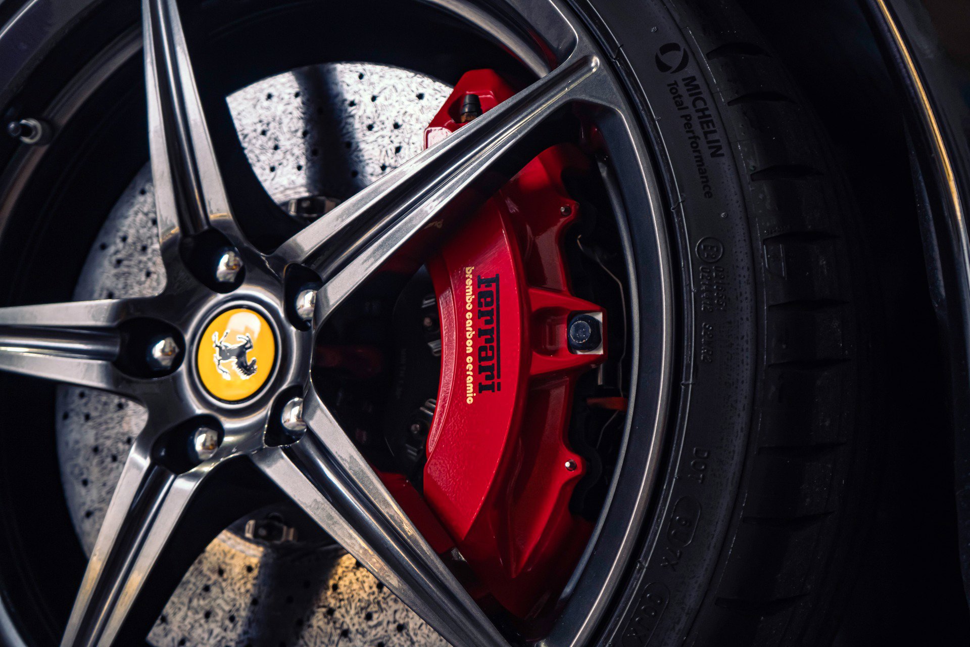 Used 2012 Ferrari 458 Italia Coupe image 3