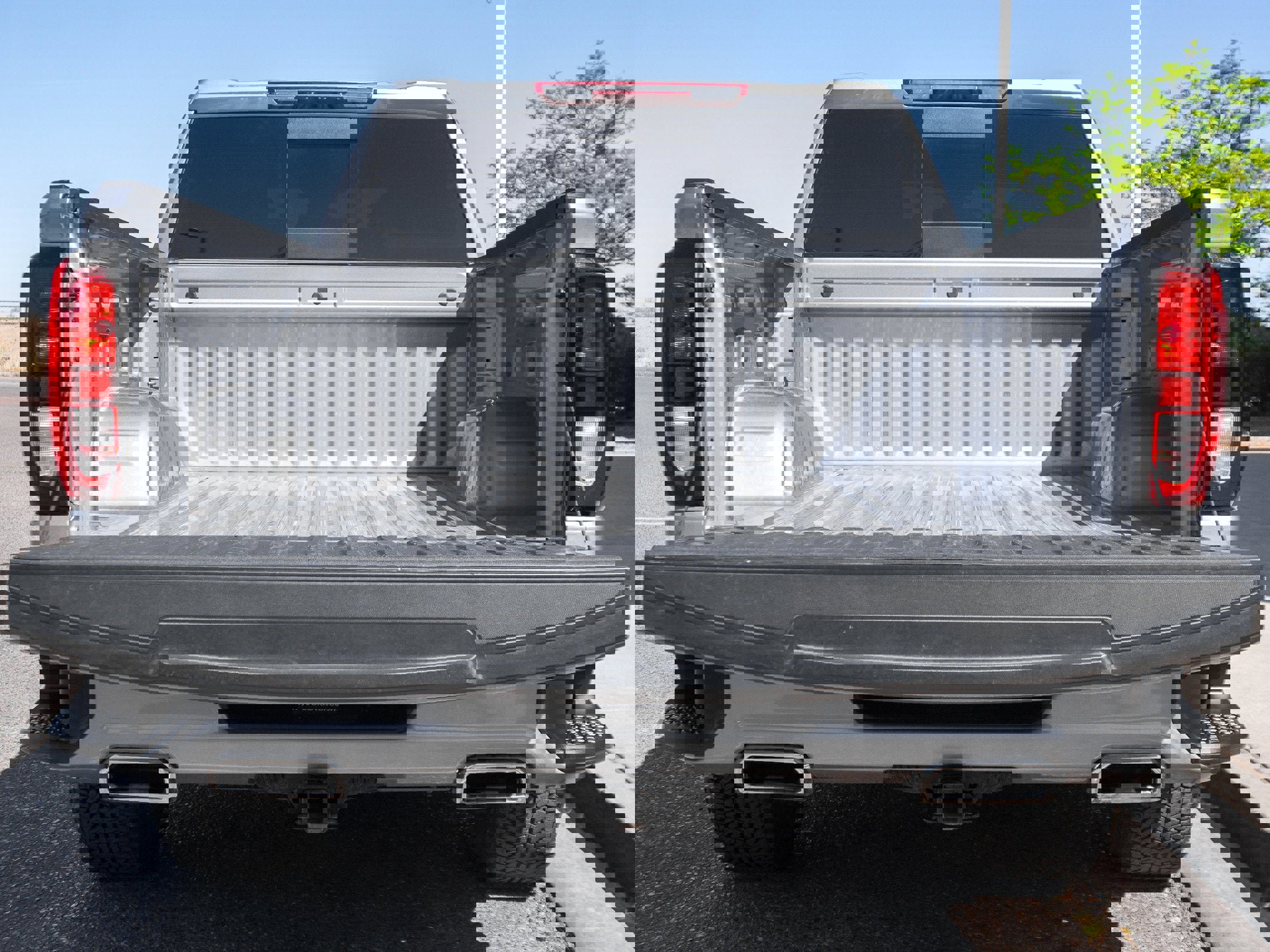 Used 2025 GMC Sierra 1500 Elevation w/ Preferred Package AWD/4WD image 19