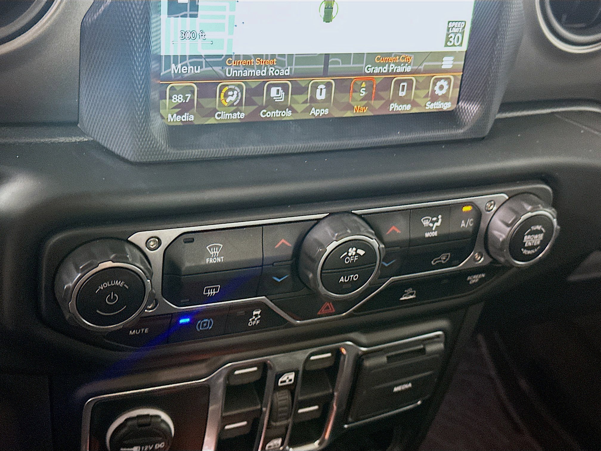 Used 2023 Jeep Wrangler Unlimited w/ 8.4" Radio Group AWD/4WD image 23