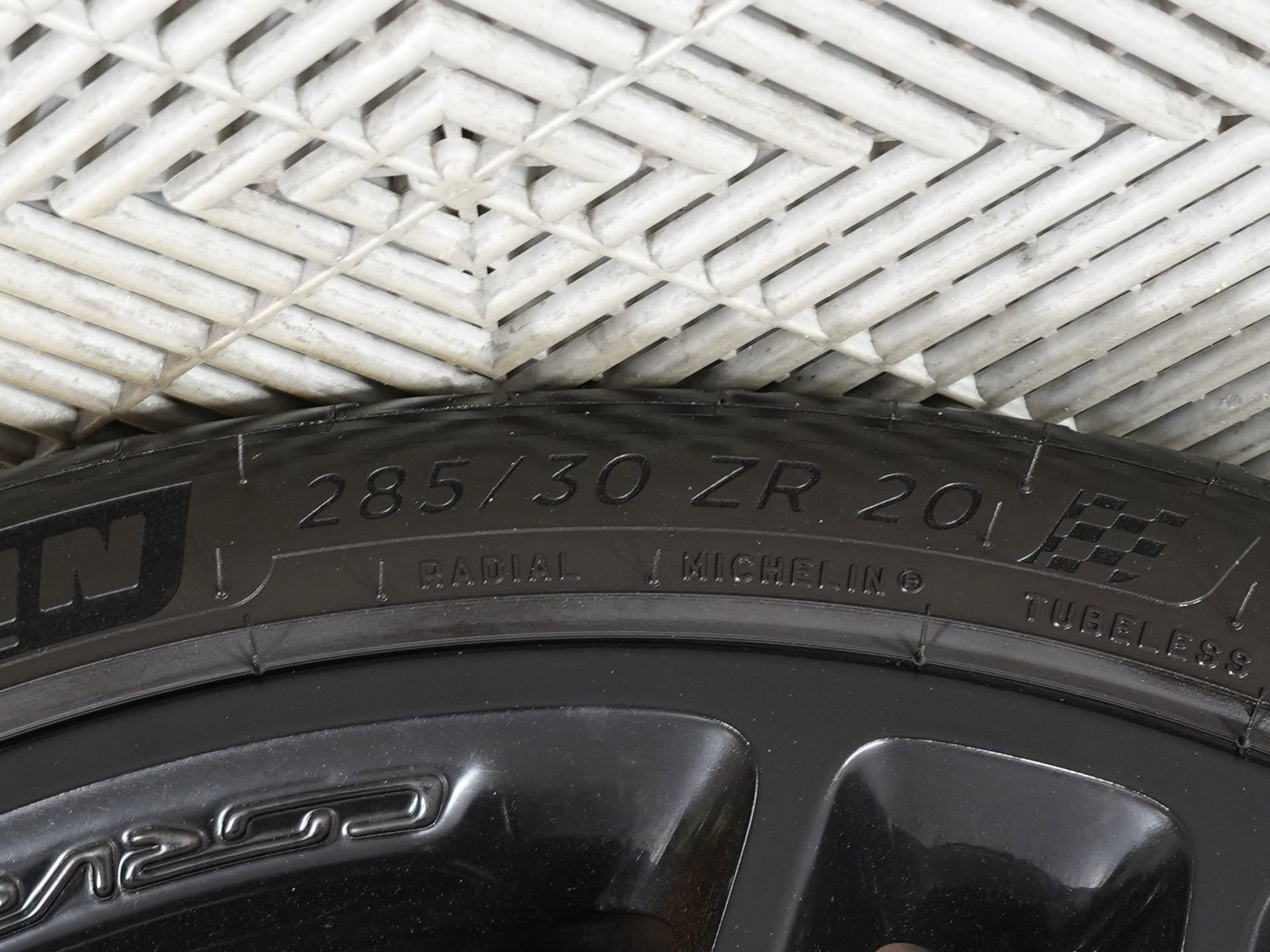 Used 2015 Chevrolet Corvette Stingray Convertible w/ 2LT Preferred Equipment Group image 32