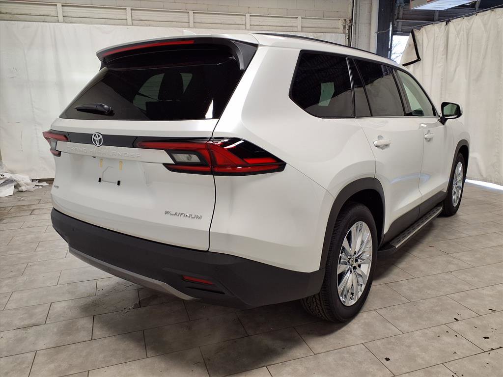 New 2026 Toyota Grand Highlander Platinum image 9