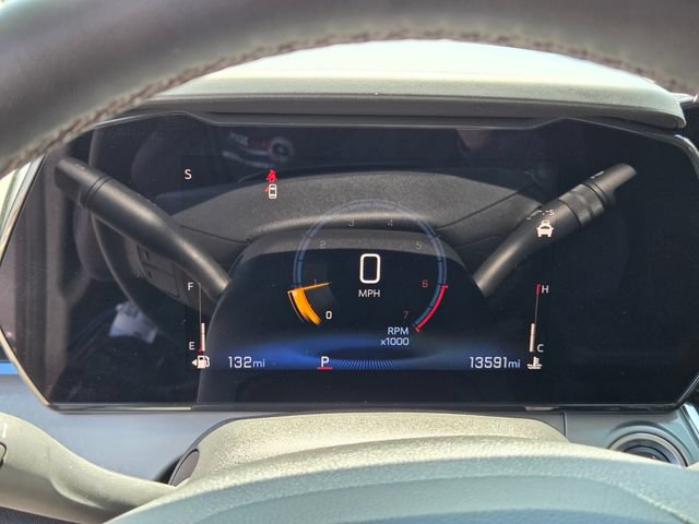 Certified 2025 Chevrolet Trax LT w/ Driver Confidence Package FWD image 19