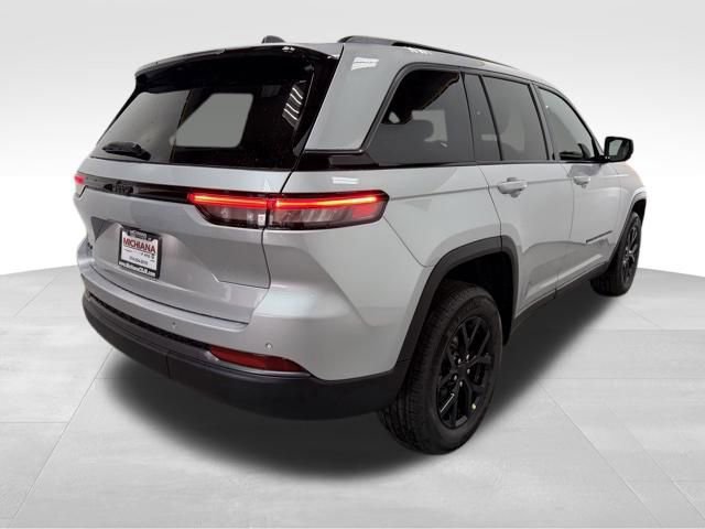 New 2026 Jeep Grand Cherokee Altitude AWD/4WD image 6