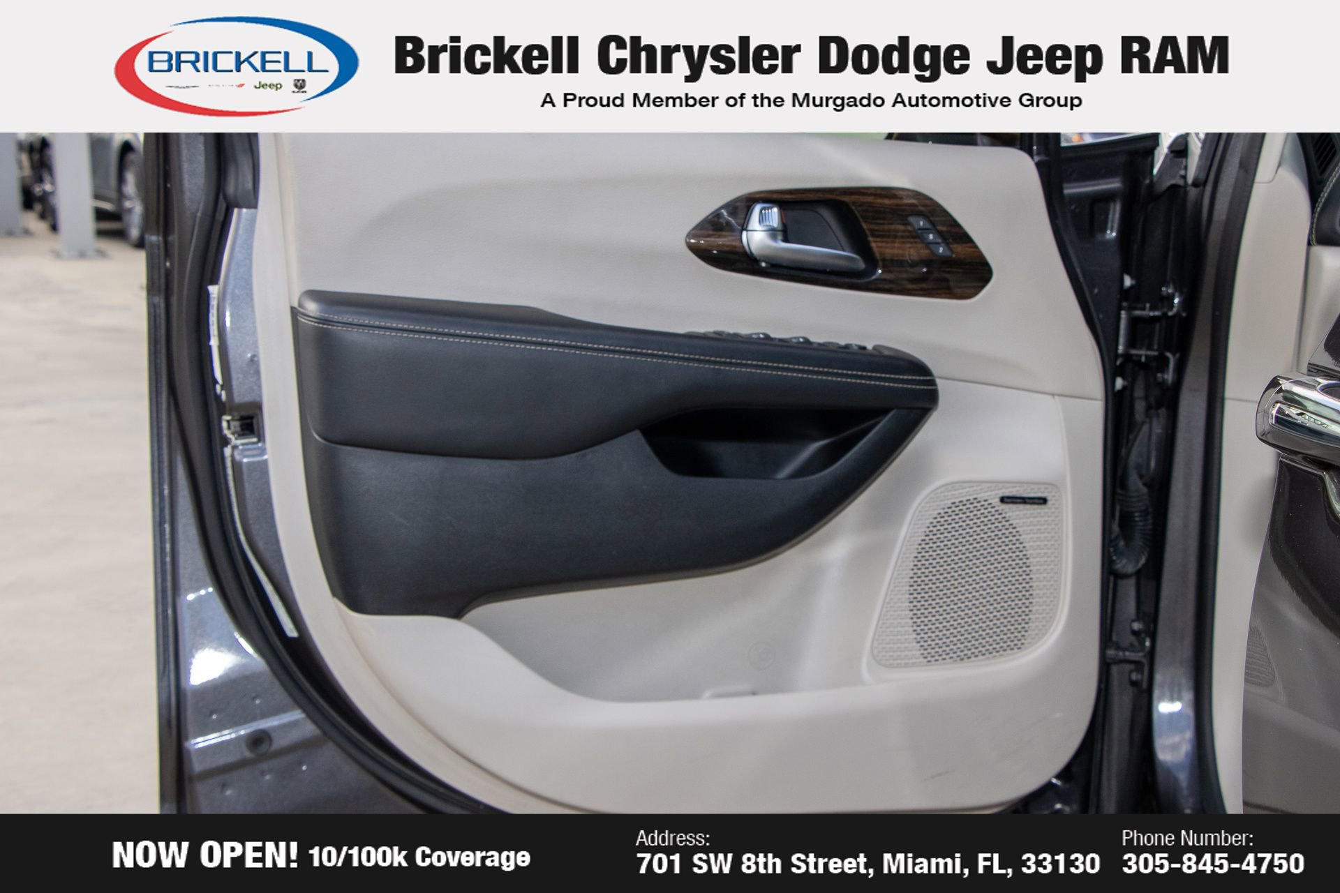 Used 2022 Chrysler Pacifica Limited image 10