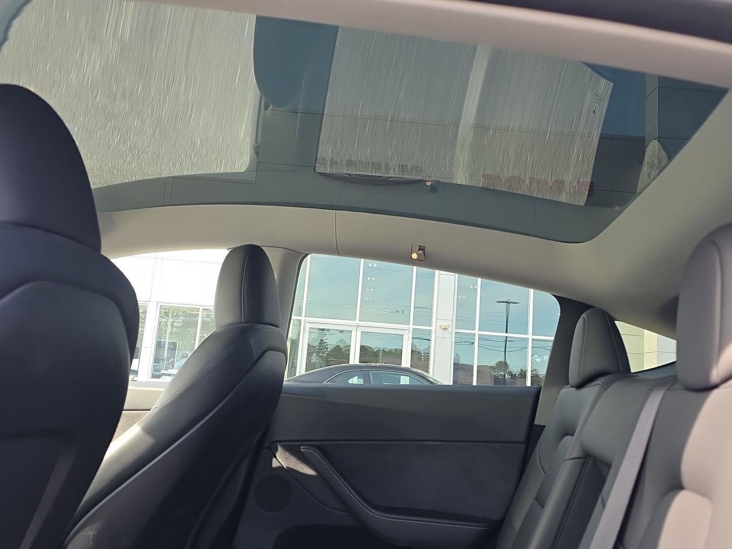 Used 2024 Tesla Model Y Long Range image 19