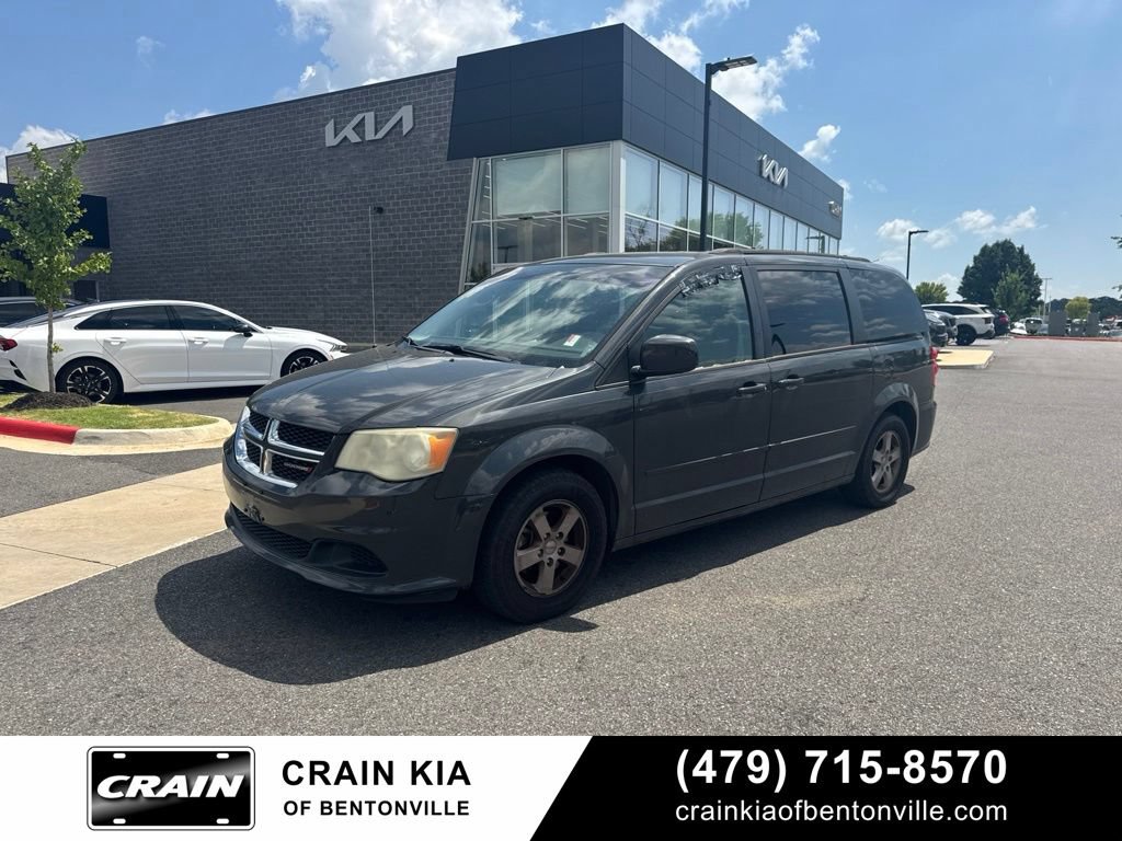 Used 2012 Dodge Grand Caravan SXT FWD image 1