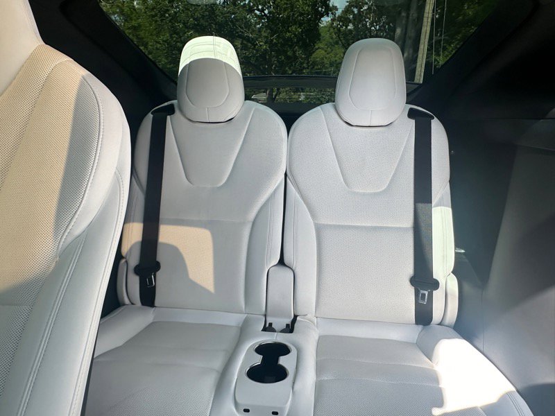 Used 2022 Tesla Model X image 61