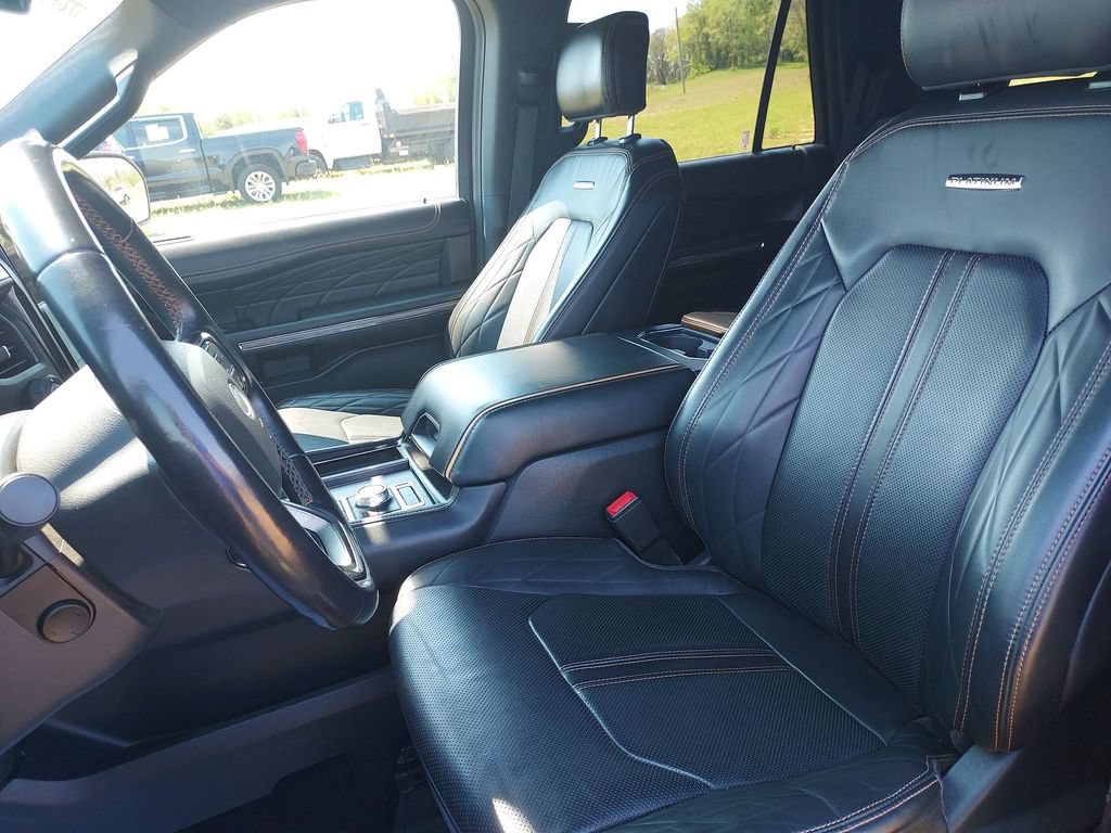 Used 2022 Ford Expedition Platinum AWD/4WD image 17