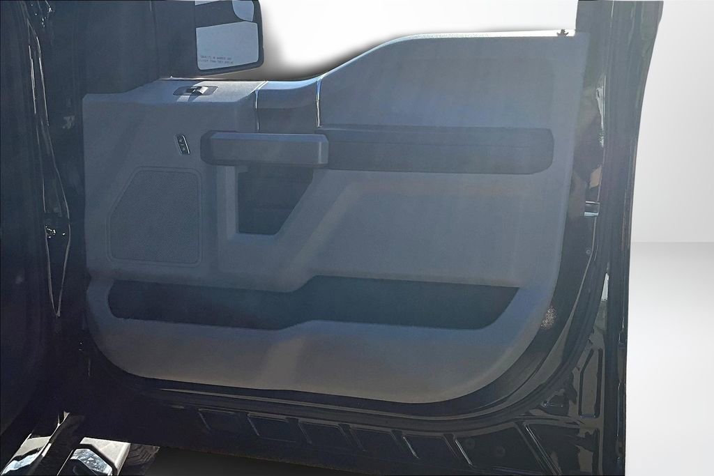 Used 2016 Ford F150 XLT w/ XTR Package image 27