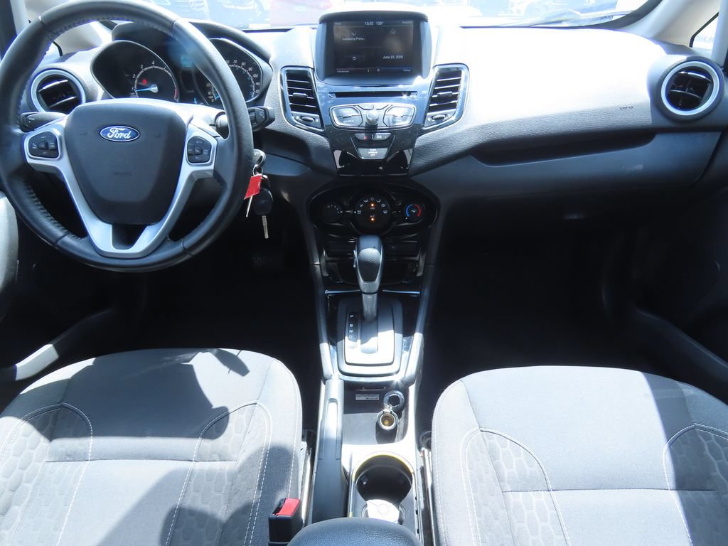 Used 2014 Ford Fiesta SE w/ Equipment Group 201A FWD image 7