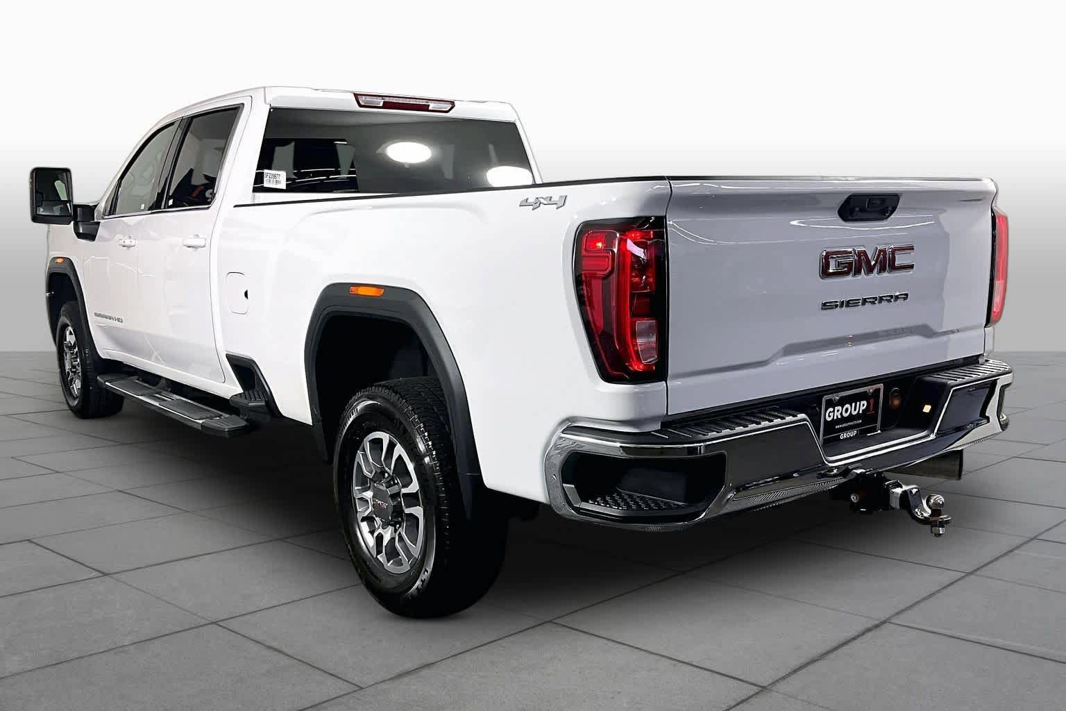 Certified 2025 GMC Sierra 3500 SLE w/ SLE Value Package AWD/4WD image 12