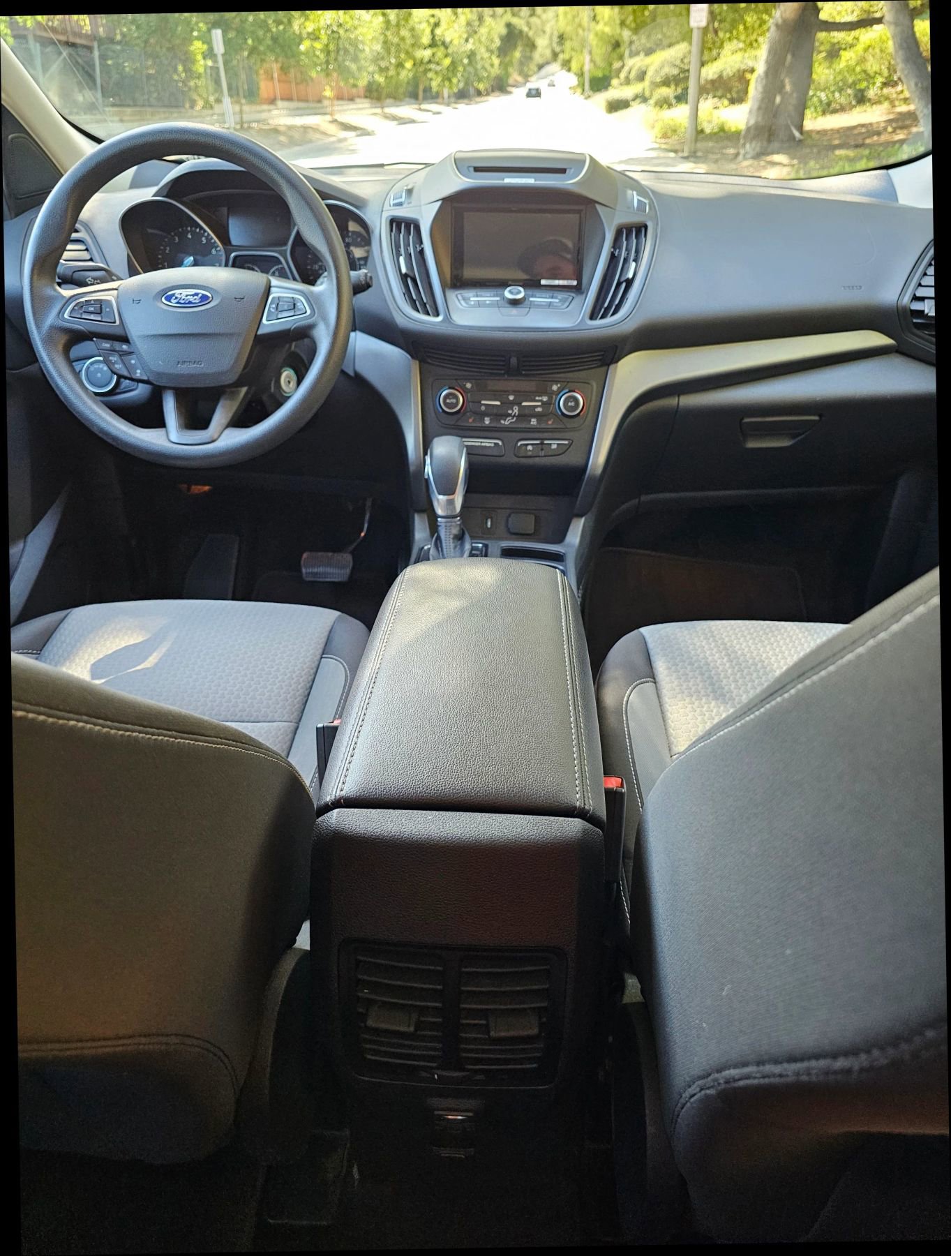 Used 2018 Ford Escape SE w/ SE Sync 3 Package image 37