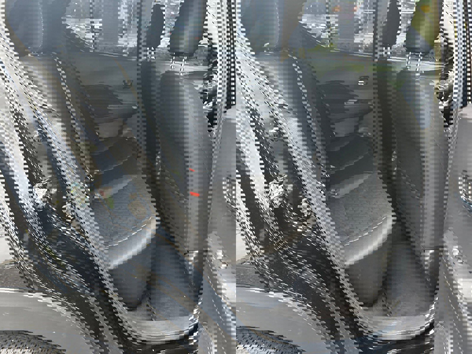 Used 2024 Nissan Kicks SV image 15