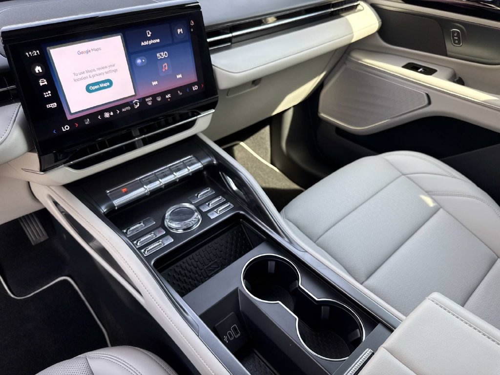 New 2026 Lincoln Nautilus Premier AWD/4WD image 25