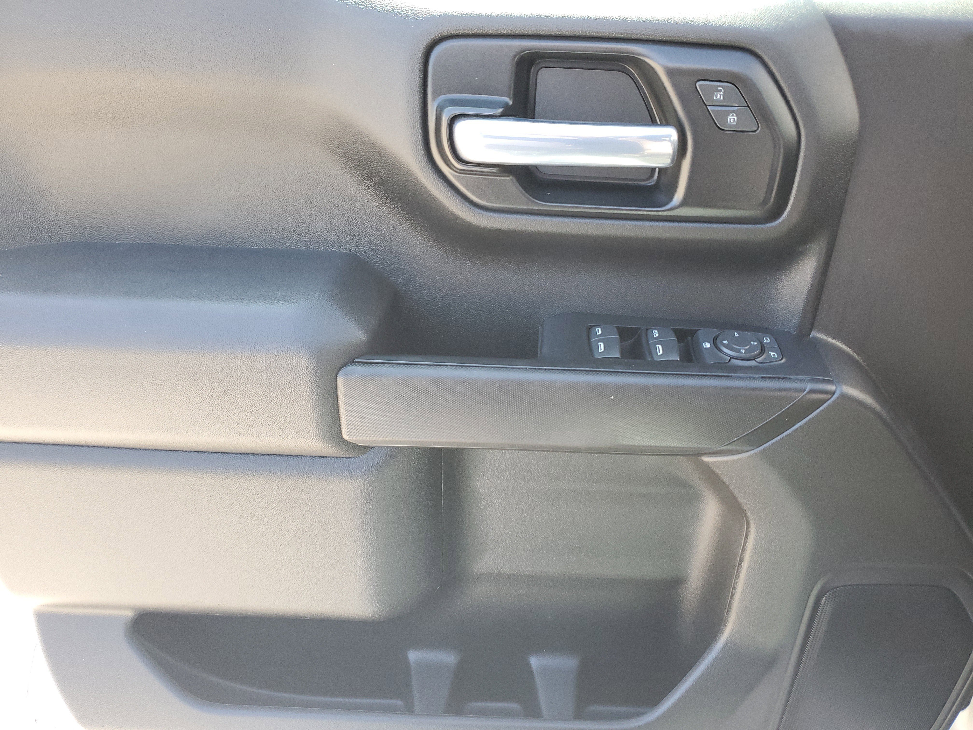 Used 2021 Chevrolet Silverado 1500 Custom image 23