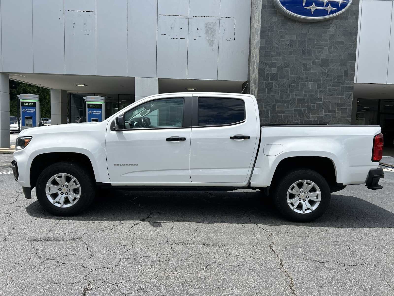 Used 2022 Chevrolet Colorado LT w/ LT Convenience Package RWD image 2