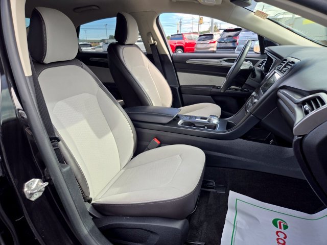 Used 2020 Ford Fusion SE w/ Equipment Group 151A FWD image 20