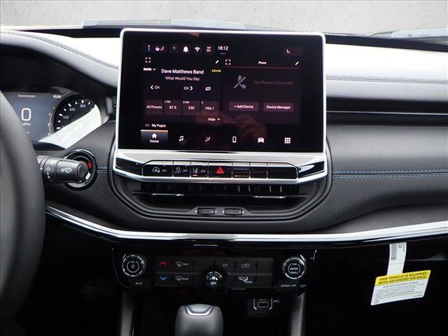 New 2026 Jeep Compass Latitude image 15