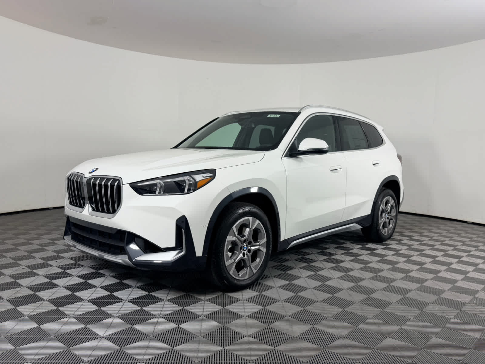 New 2027 BMW X1 xDrive28i AWD/4WD image 7