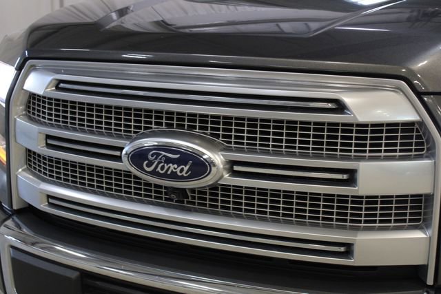 Used 2016 Ford F150 Platinum w/ Equipment Group 701A Luxury image 31
