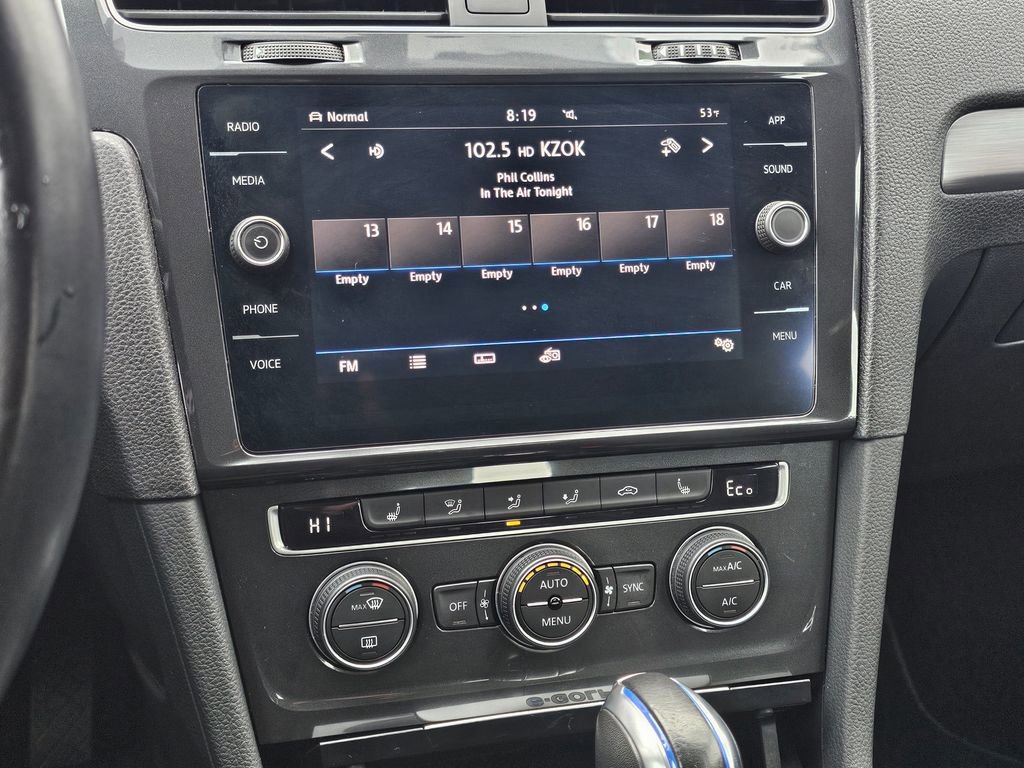 Used 2019 Volkswagen e-Golf SE w/ Driver Assistance Package image 23