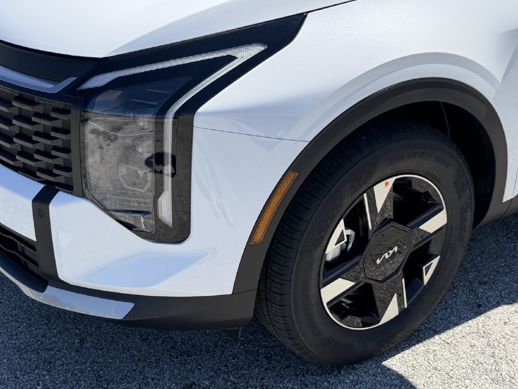 New 2027 Kia Sportage LX FWD image 7