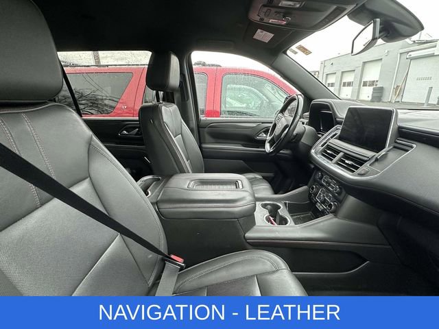 Used 2022 Chevrolet Suburban RST image 2