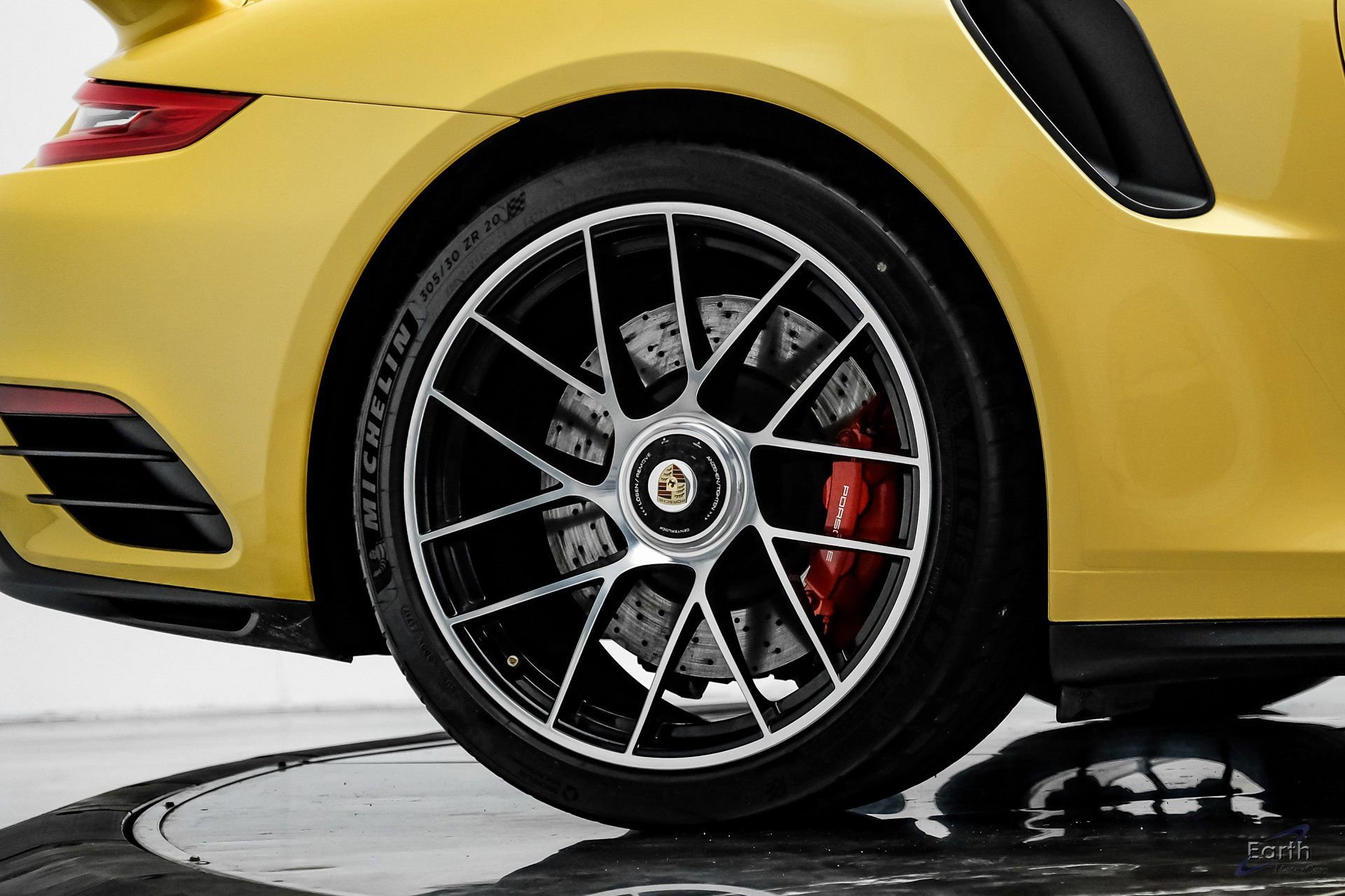 Used 2018 Porsche 911 Turbo S image 89