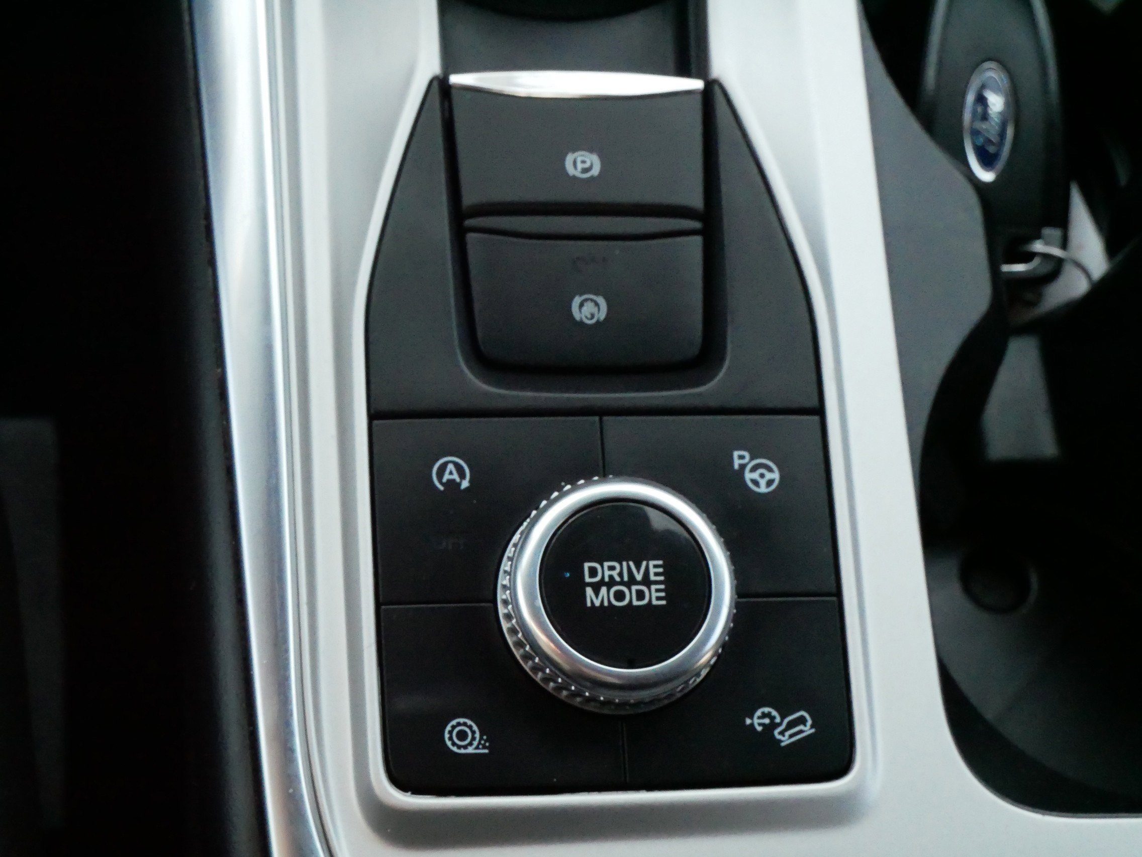 Used 2021 Ford Explorer Platinum image 31