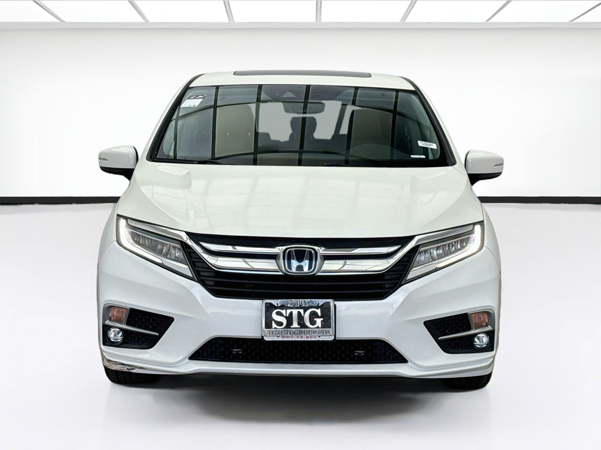 Used 2019 Honda Odyssey Elite image 2