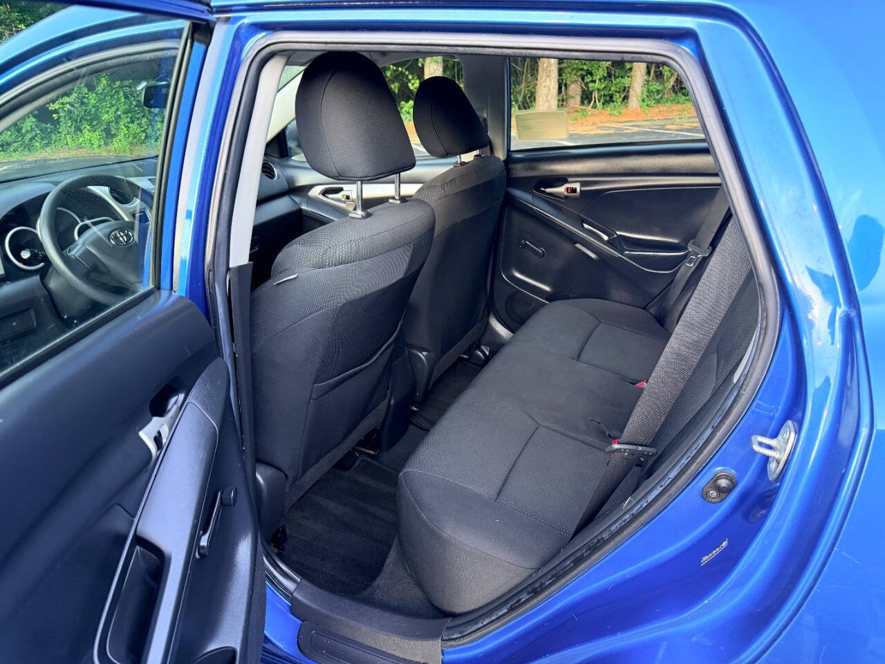 Used 2009 Toyota Matrix FWD image 8