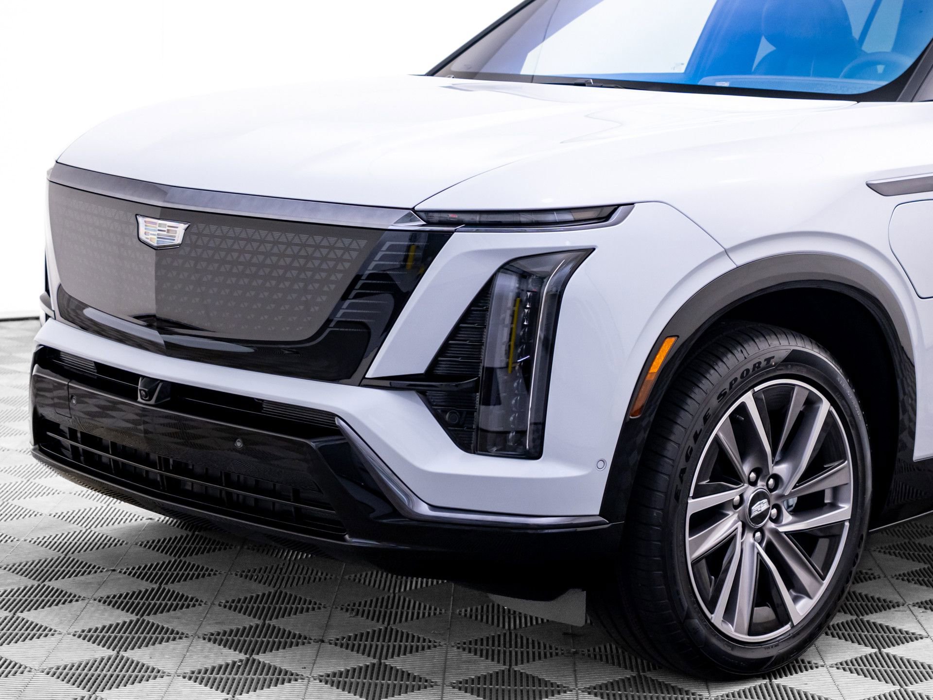 New 2026 Cadillac Vistiq Sport w/ LPO, Floor Liner Package AWD/4WD image 38