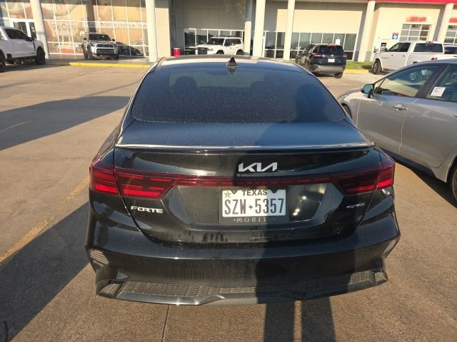 Used 2023 Kia Forte GT-Line w/ GT-Line Premium Package FWD image 7