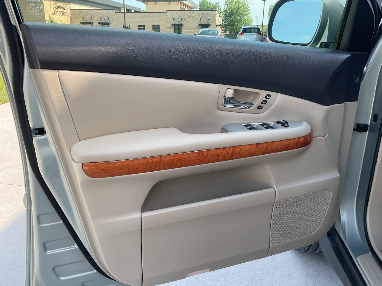 Used 2007 Lexus RX 400h AWD image 28