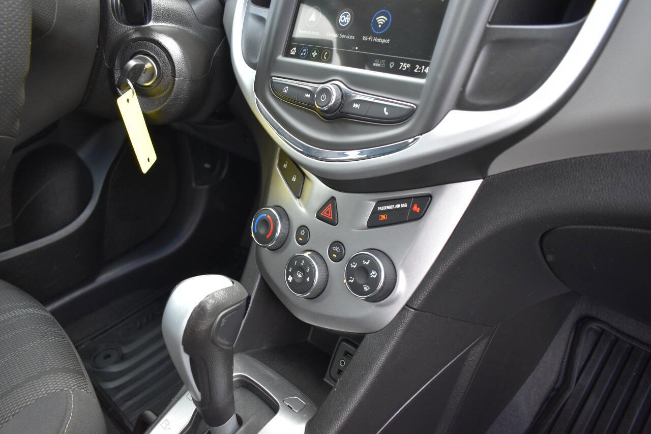 Used 2019 Chevrolet Sonic LT image 22
