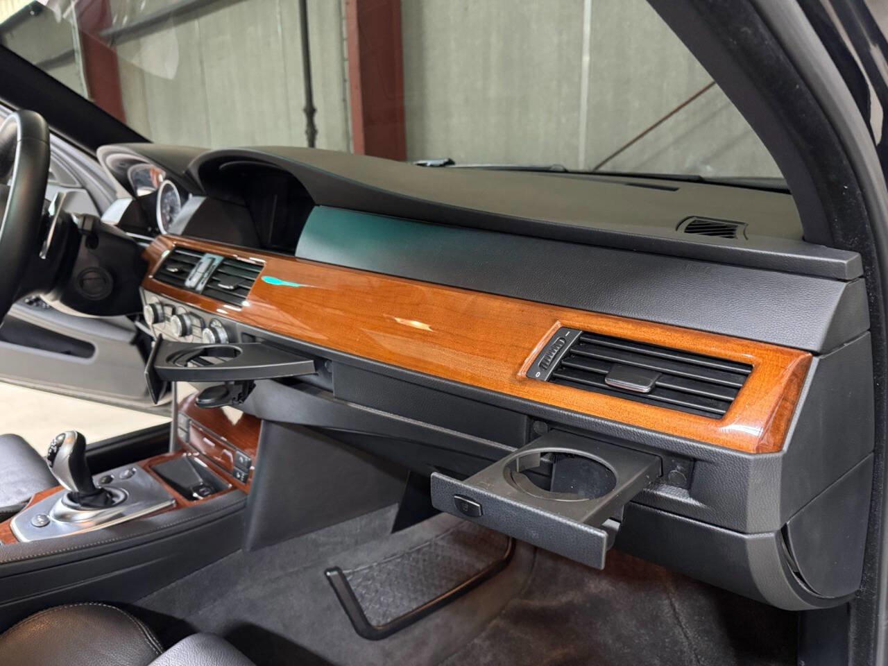 Used 2010 BMW M5 image 24